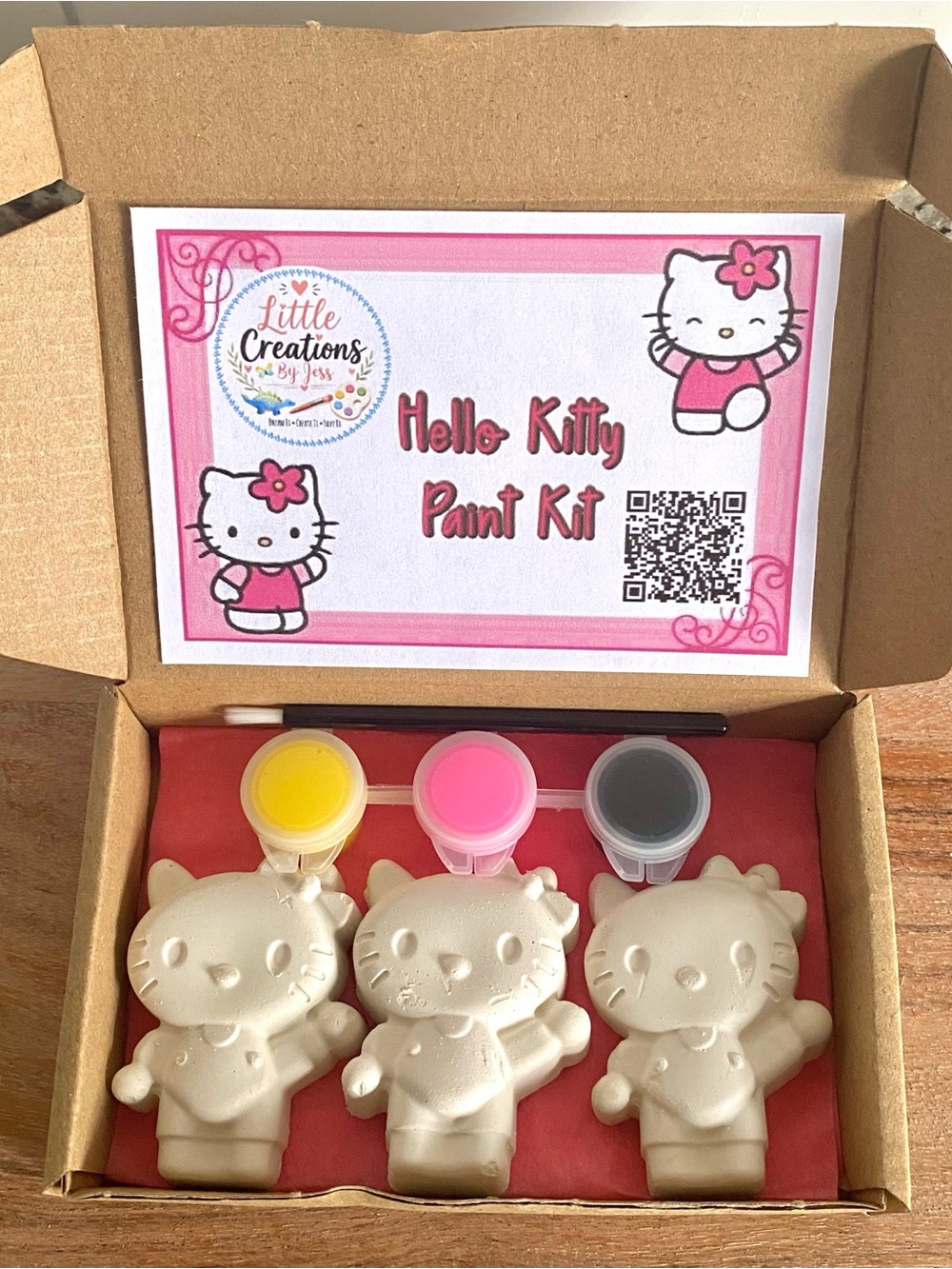 Hello Kitty Paint Kit in Pink